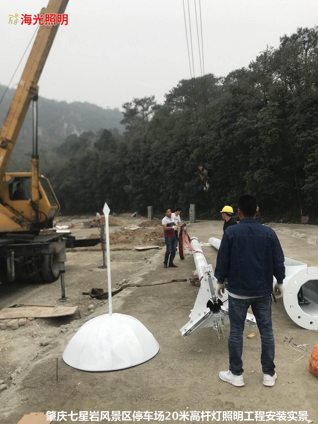 「东莞高杆灯厂家」LED高杆灯需要做防雷接地设计吗？LED高杆灯雷击主要是什么原因