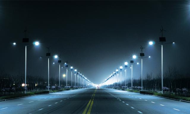 LED路灯怎么样?LED路灯跟普通路灯有什么区别?