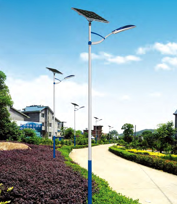 农村太阳能路灯使用寿命短主要是因为什么因素