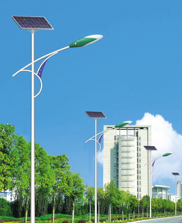太阳能路灯为什么比市电路灯更适合乡镇村道照明