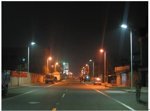 路宽20米-如何选择LED路灯的高度-间距-功率?