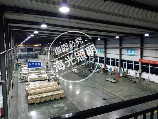 惠州市方特新材料有限公司生产车间400W金卤灯工厂灯照明工程